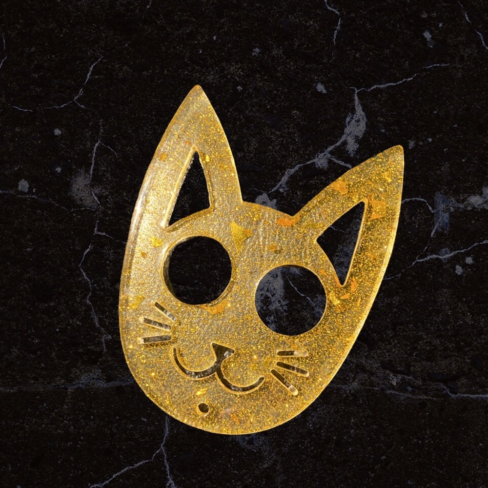 CAT KEYCHAIN ✨